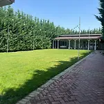 Armonia Apartments